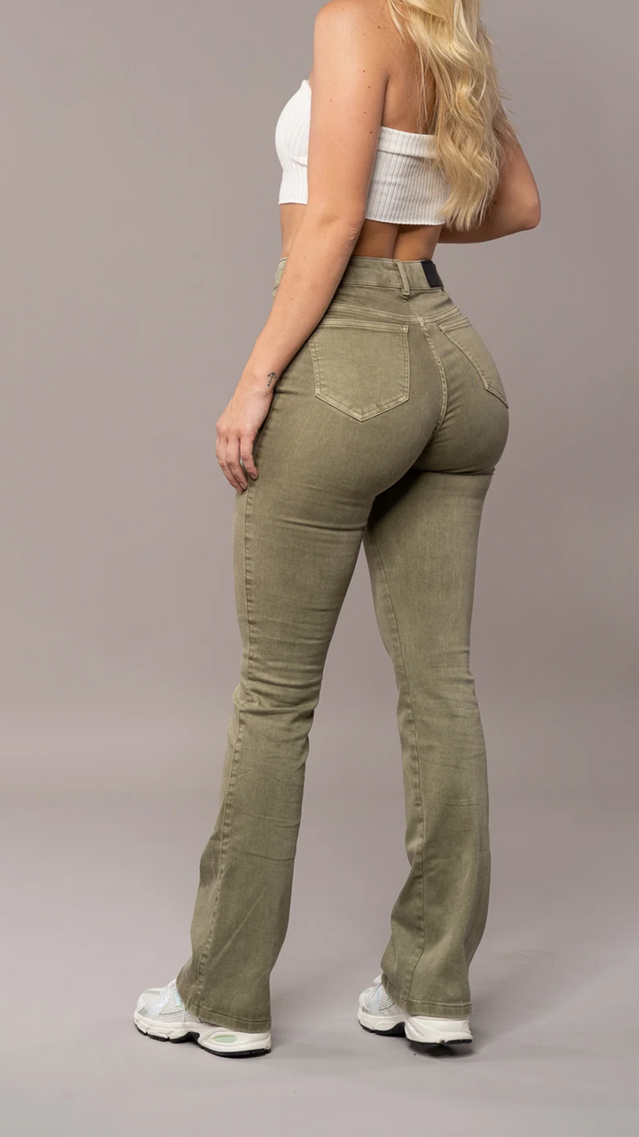 Flori™ - De Flared Vintage Jeans