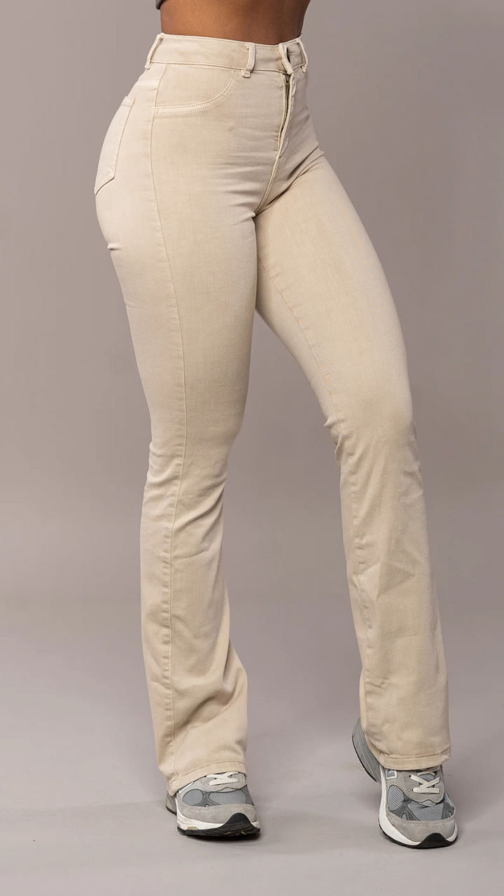 Flori™ - De Flared Vintage Jeans